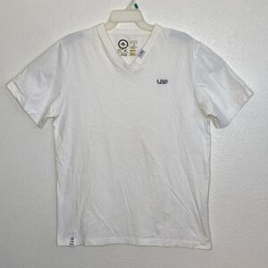 LRG Men’s White V Neck T shirt Size M